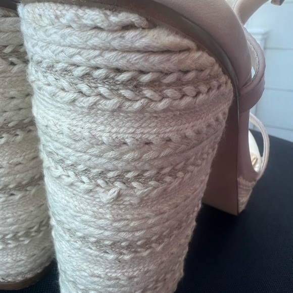 Aldo Elegant White Platform Sandals size 9 - Picture 3 of 11